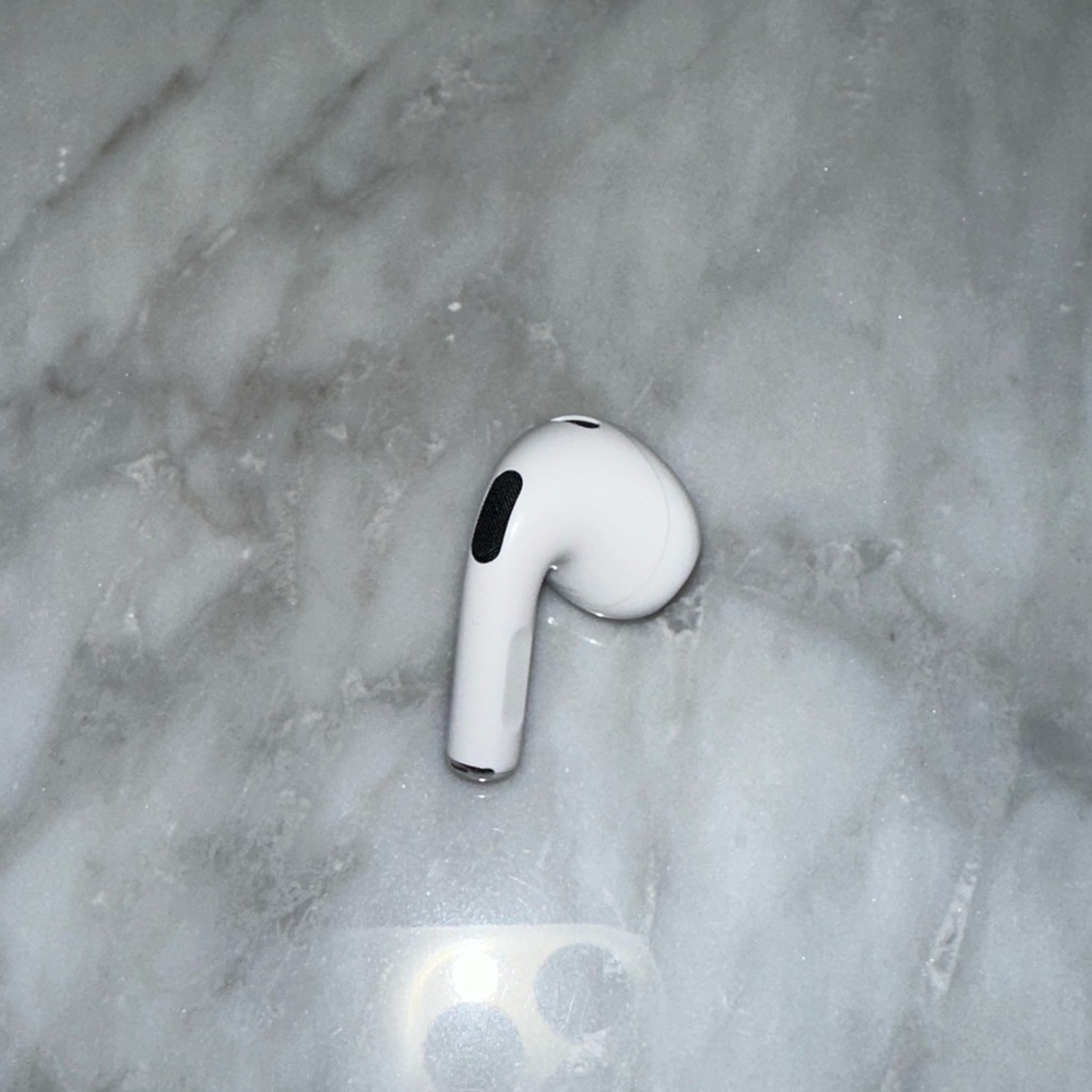 Right AirPod (3rd Generation)